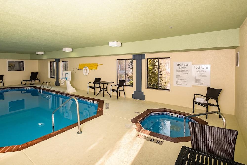 swimming pool spa