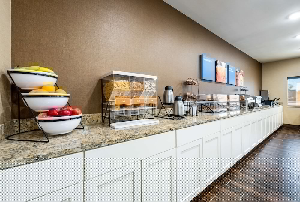 restaurant-cafeteria