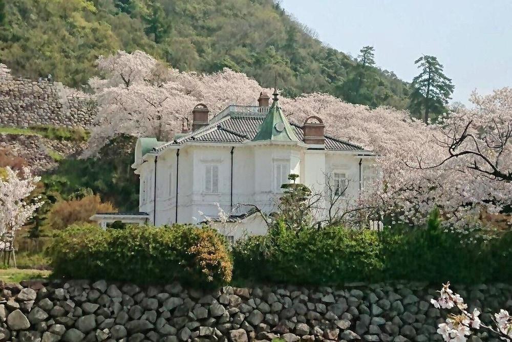 surroundings