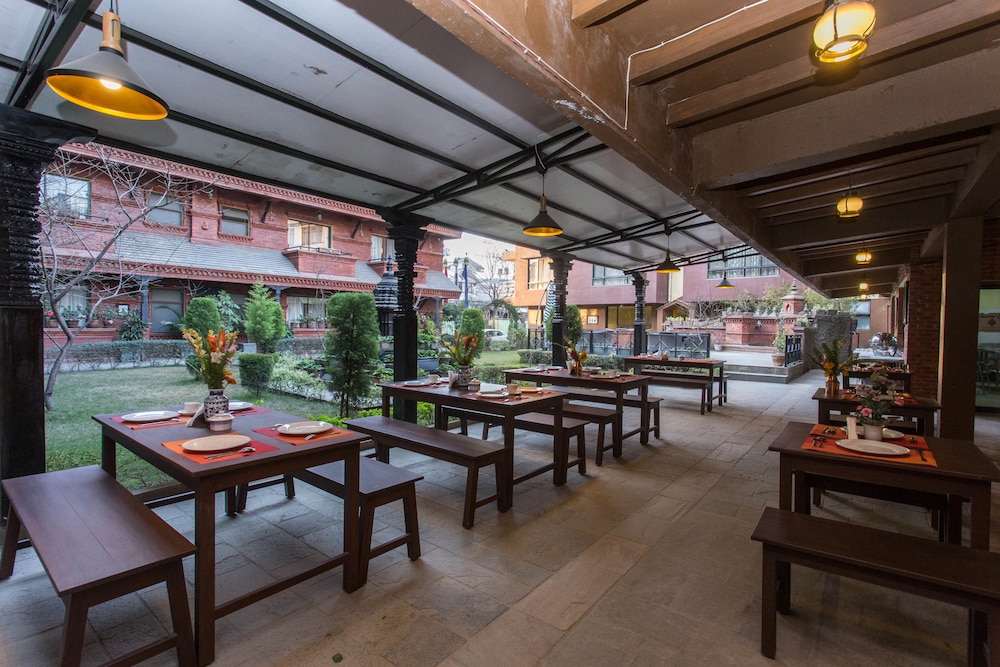 restaurant-cafeteria