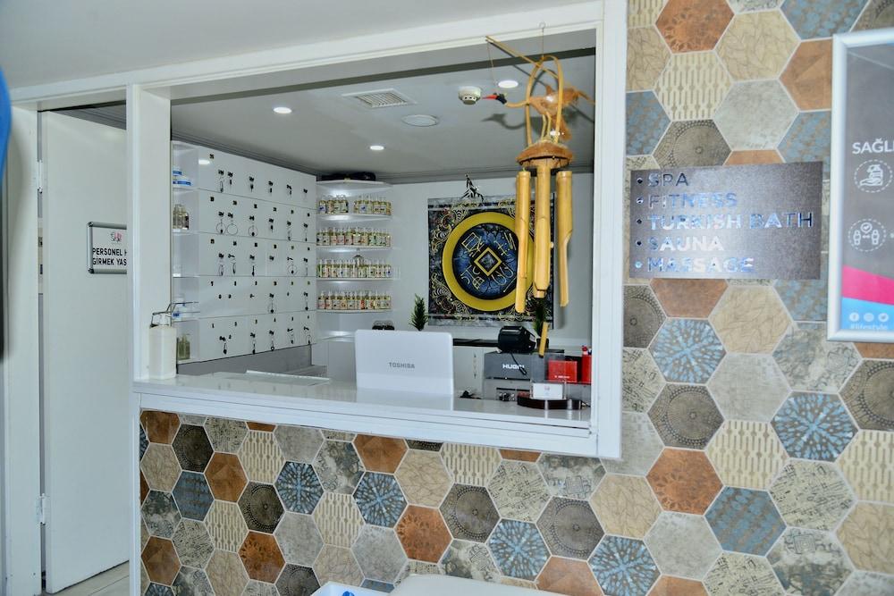 lobby