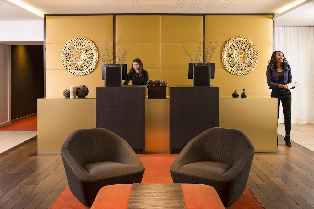 lobby