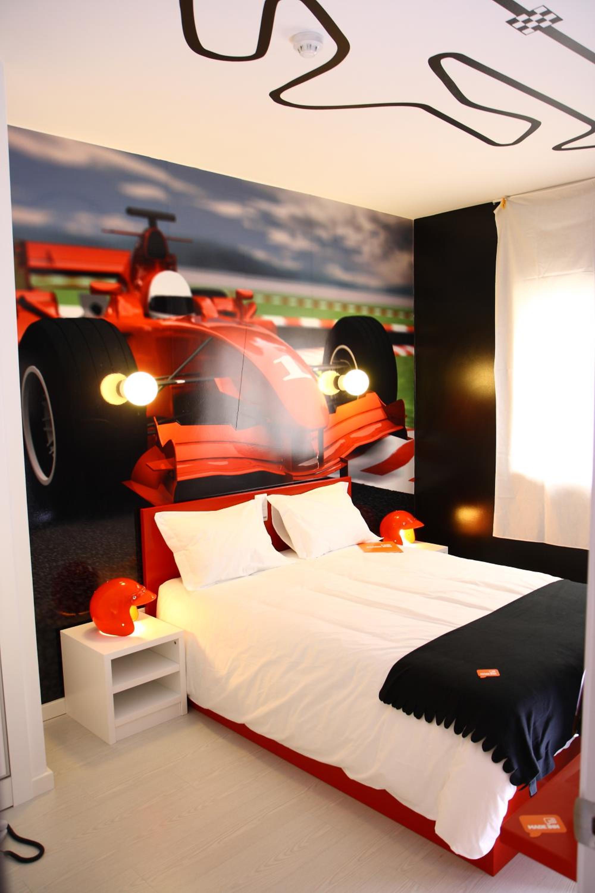 rooms