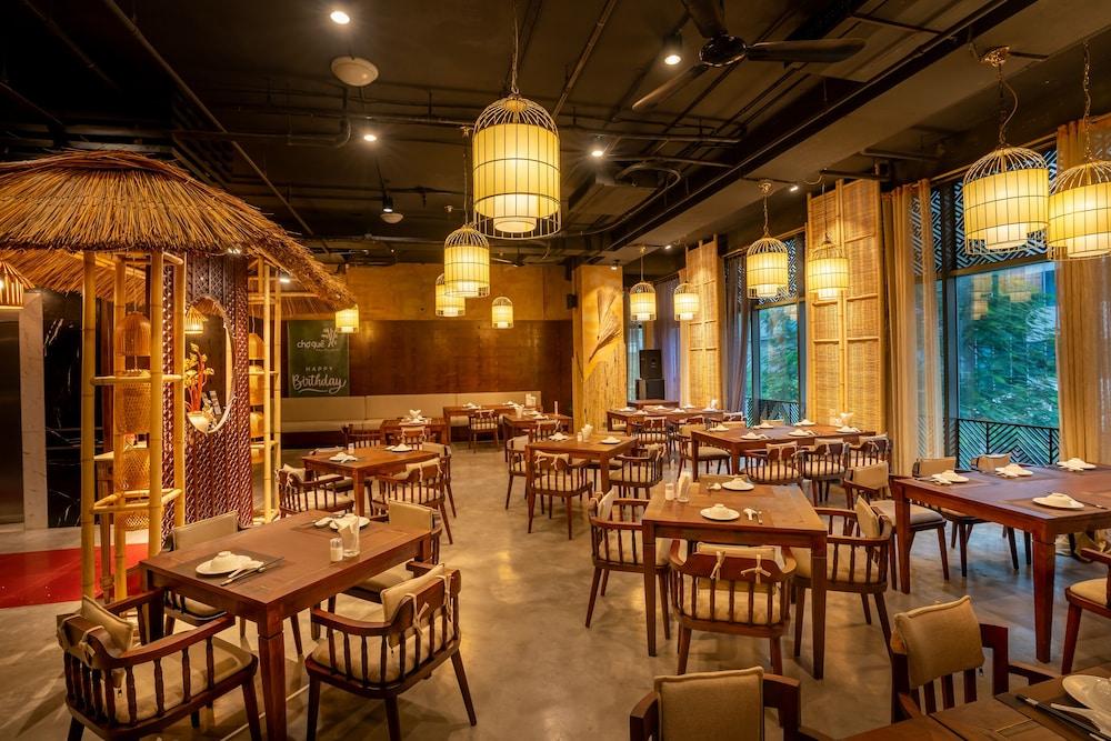 restaurant cafeteria