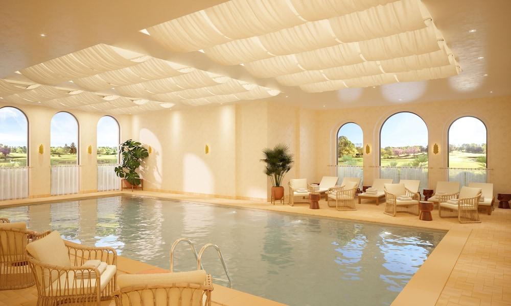 swimming pool spa