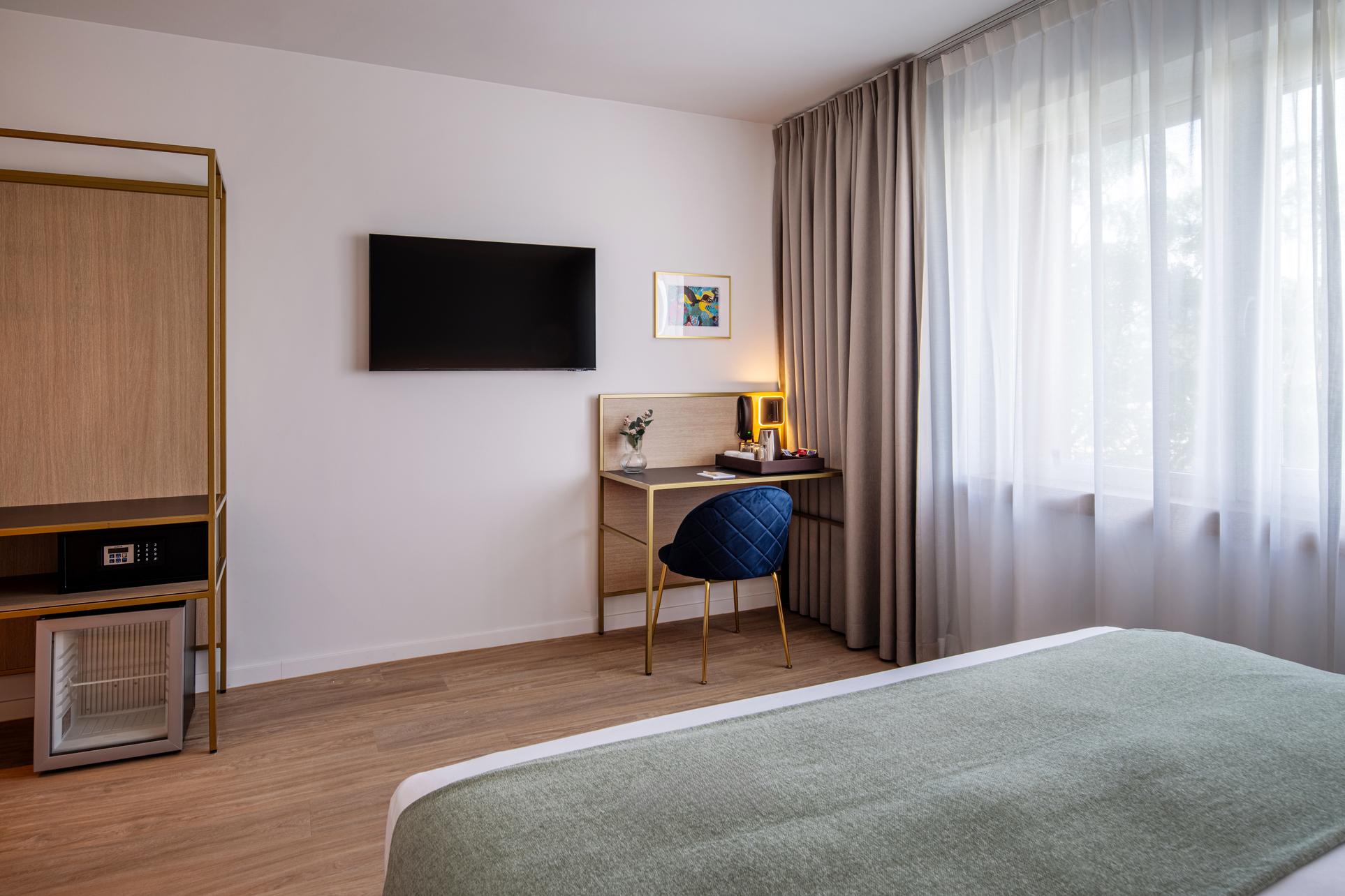 rooms