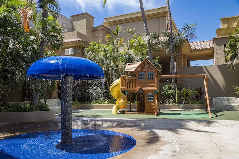 swimming pool spa