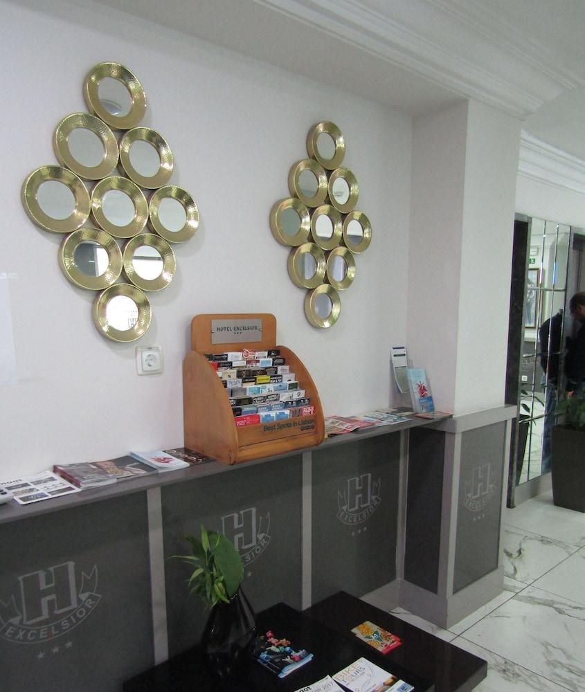 lobby
