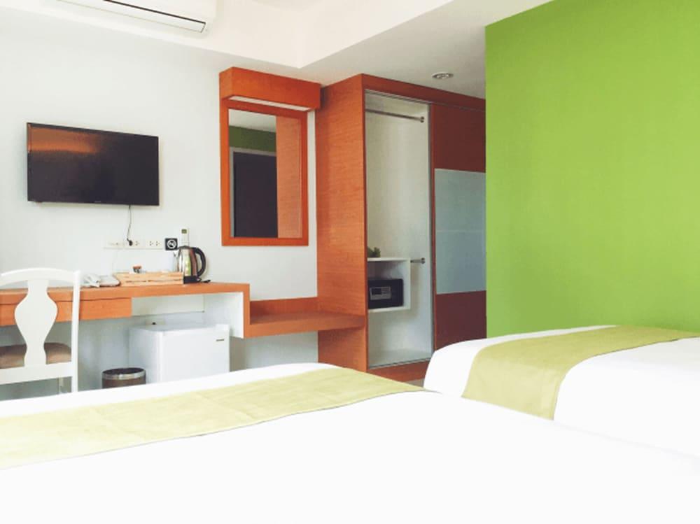 rooms