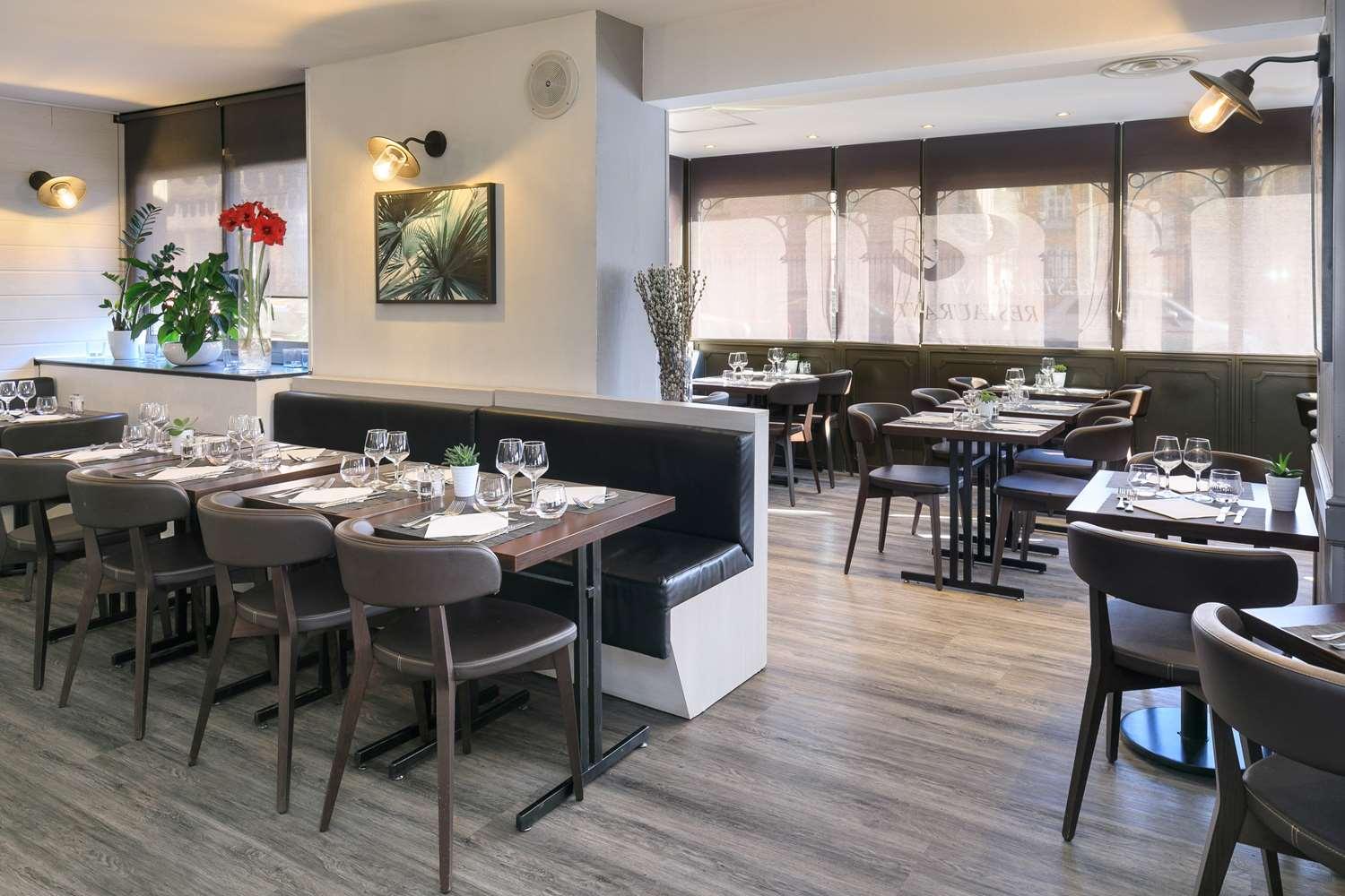 restaurant cafeteria