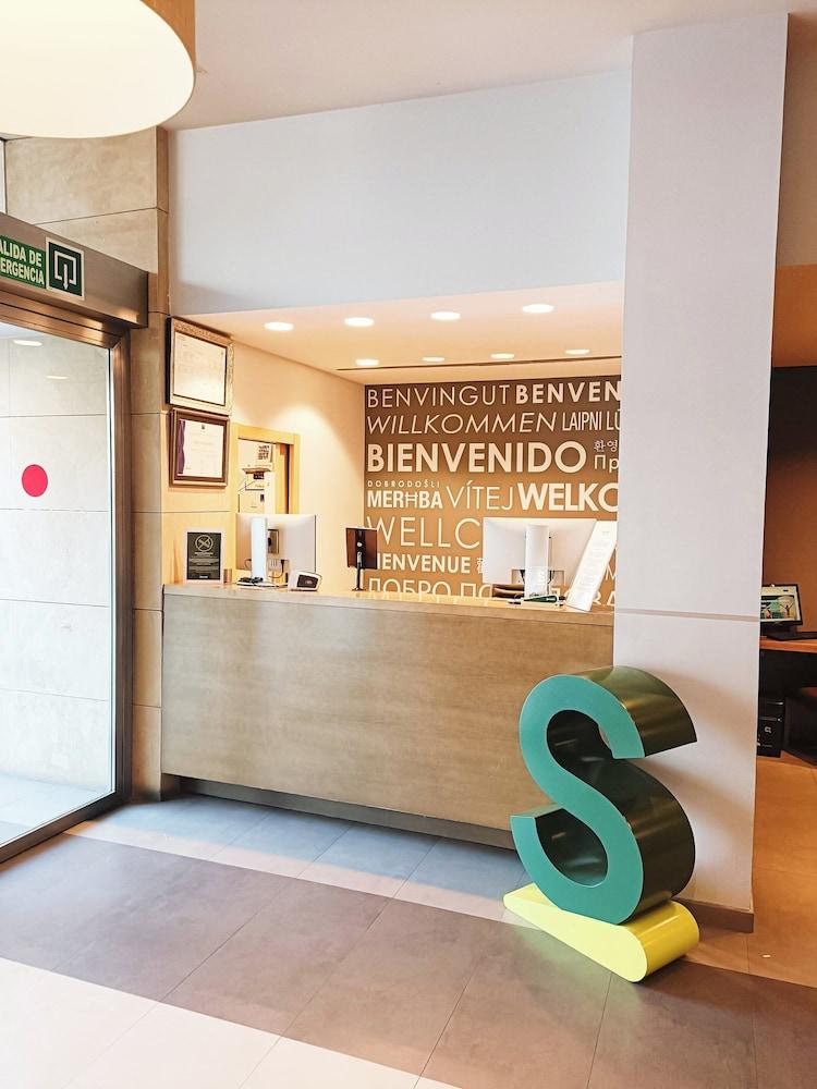lobby