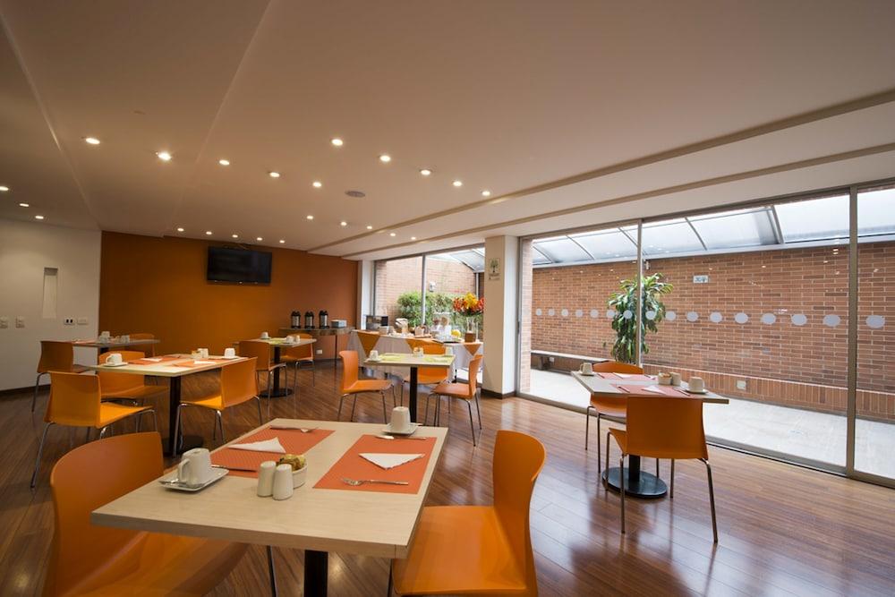 restaurant-cafeteria