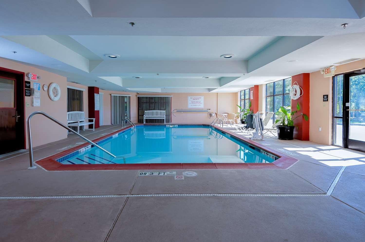 swimming pool spa