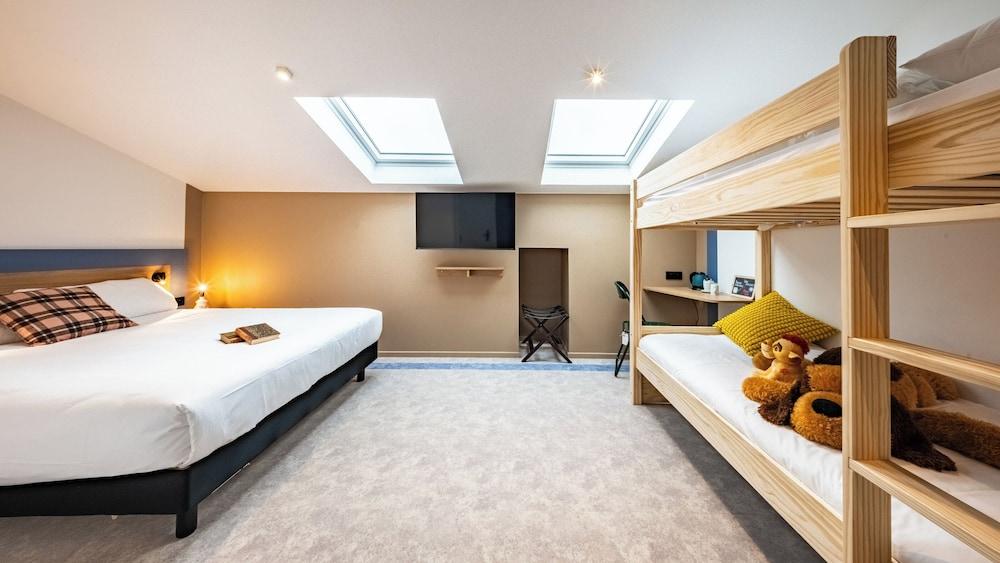 rooms