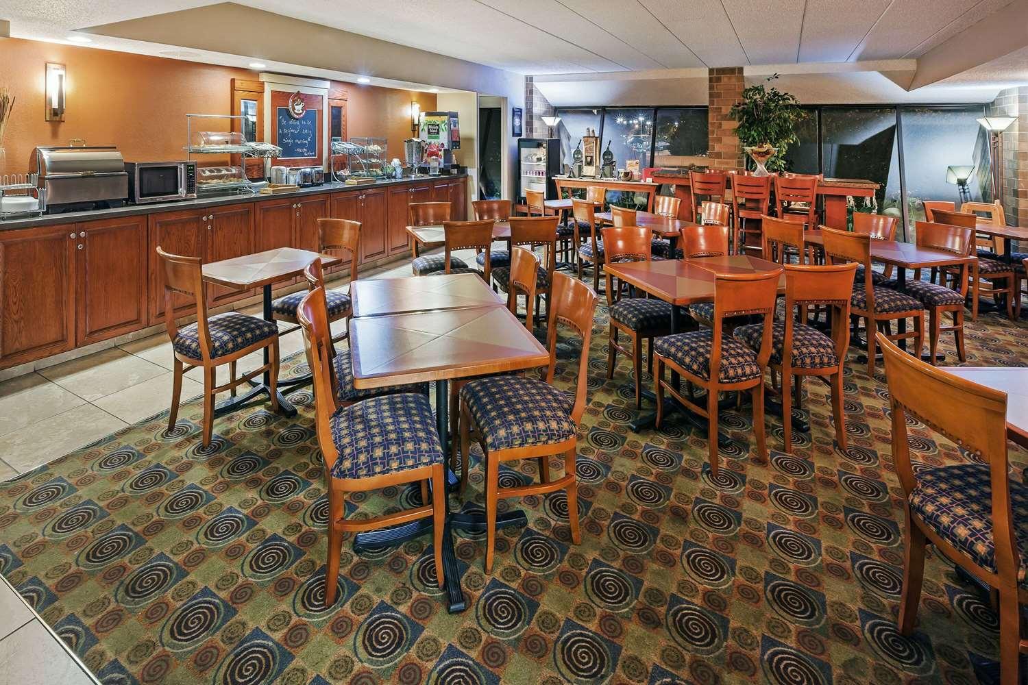 restaurant cafeteria