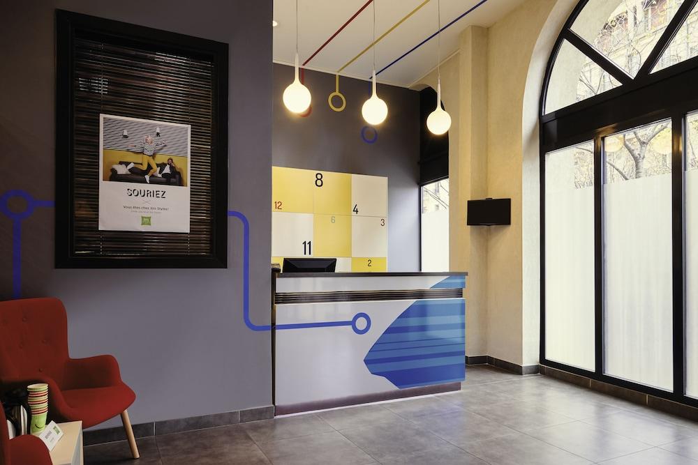 lobby