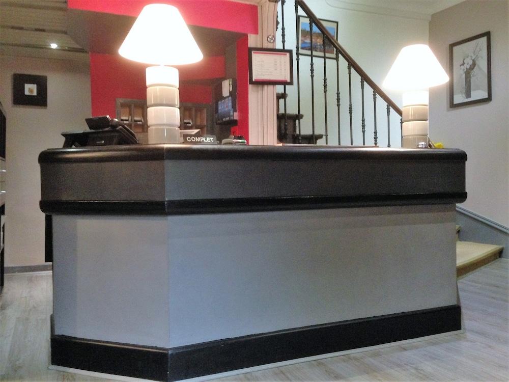 lobby