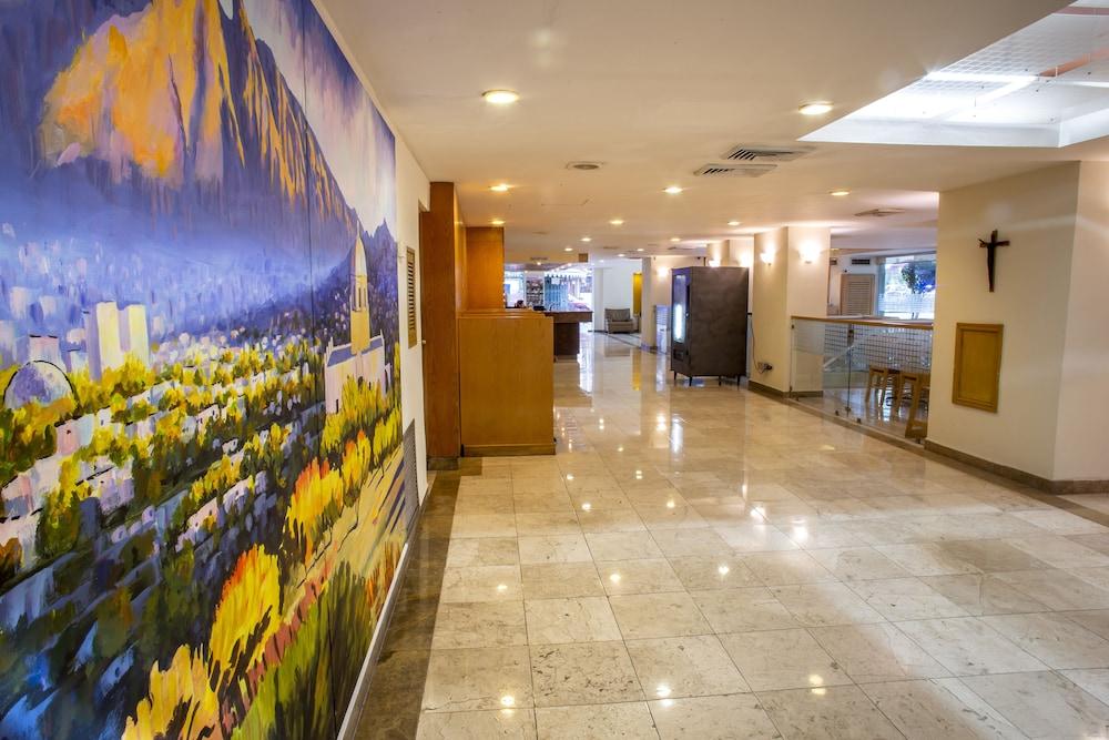 lobby