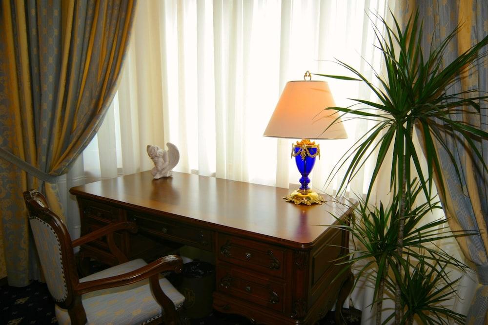 lobby