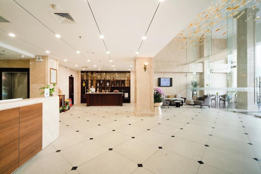 lobby