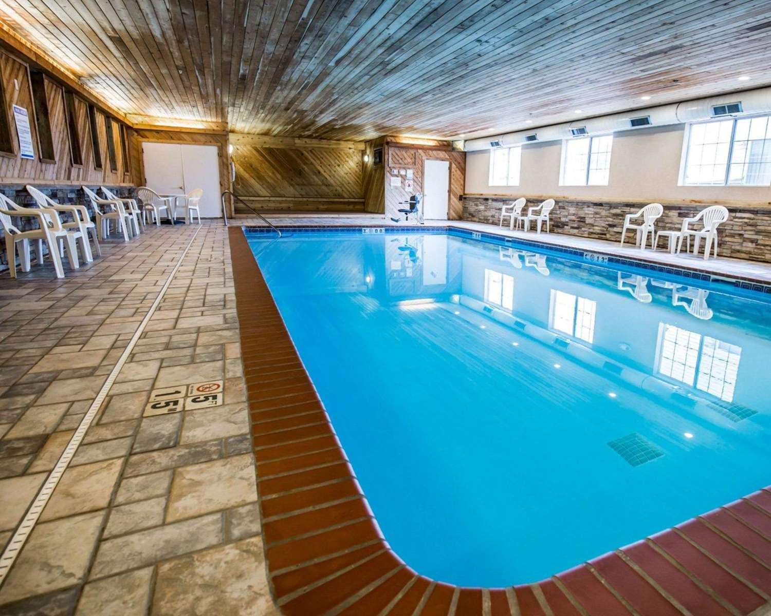 swimming pool spa