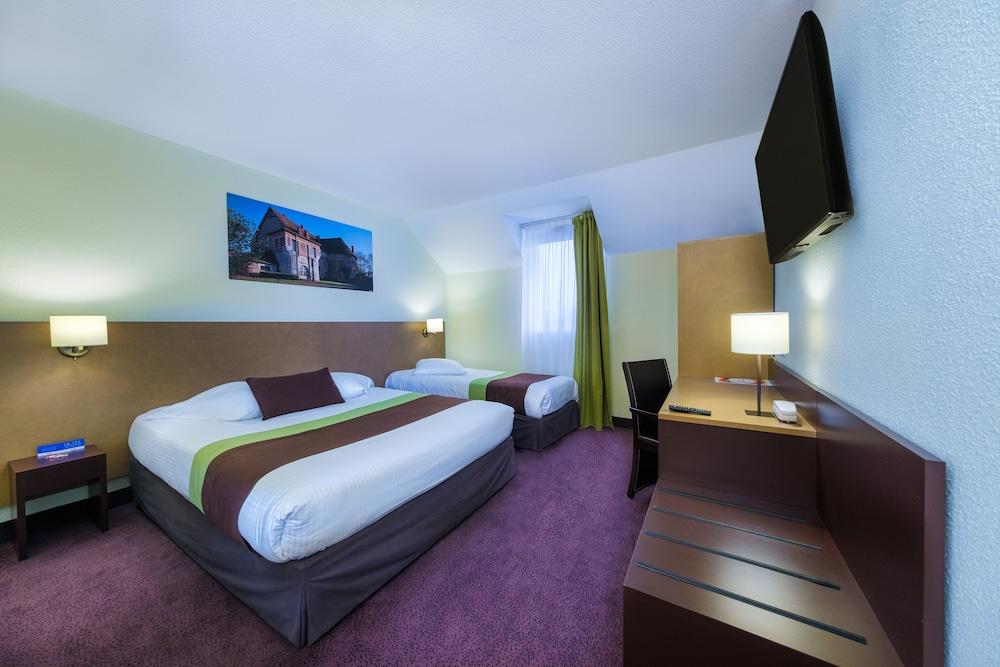 rooms