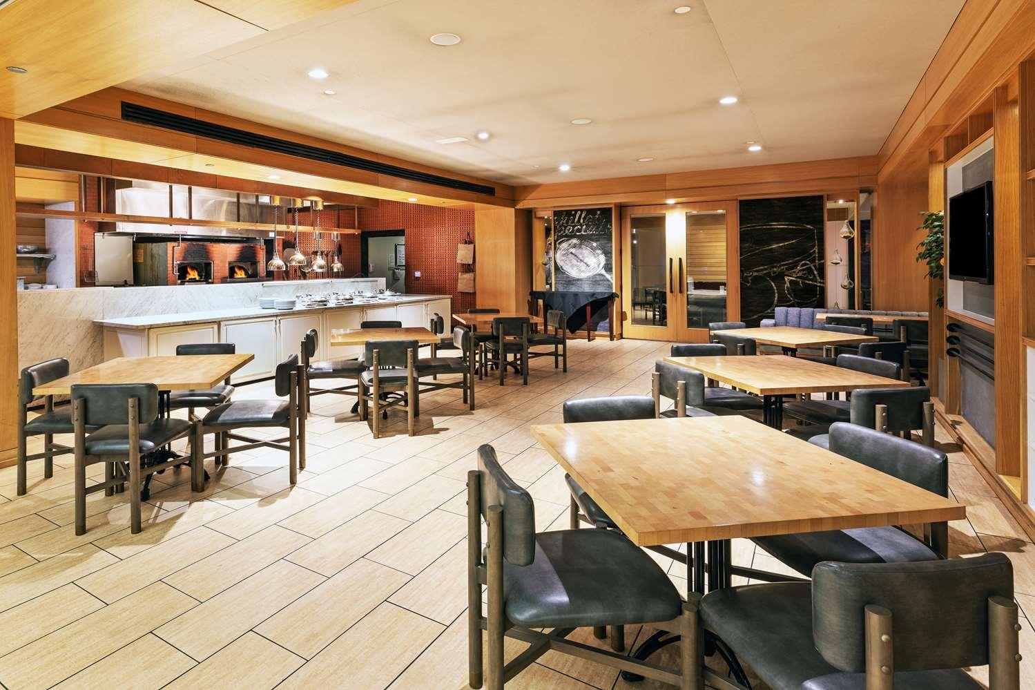 restaurant cafeteria