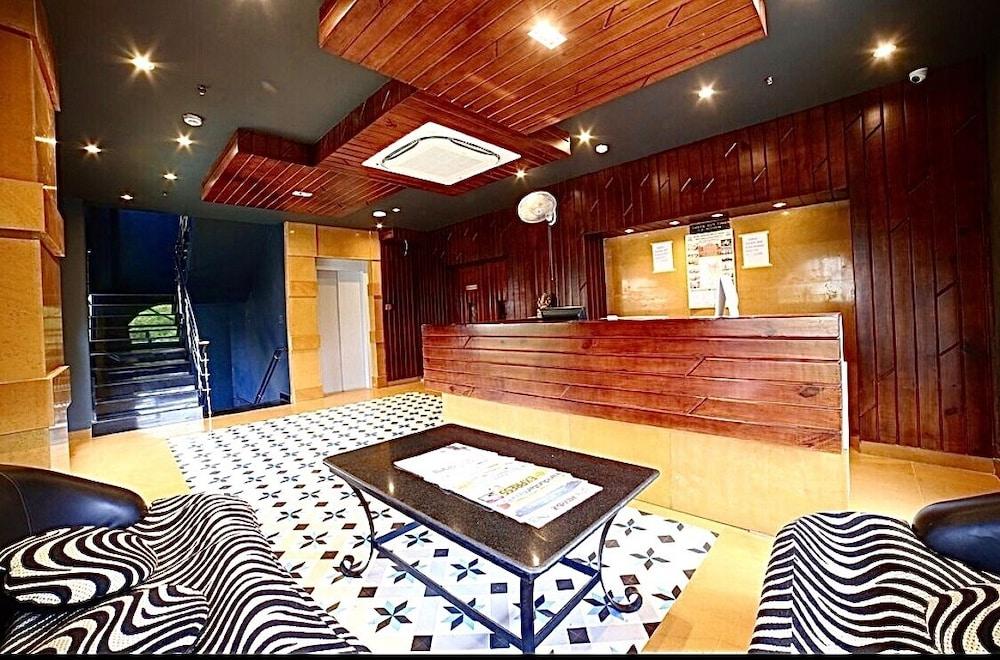 lobby