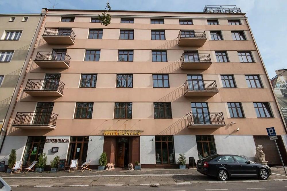 hotel