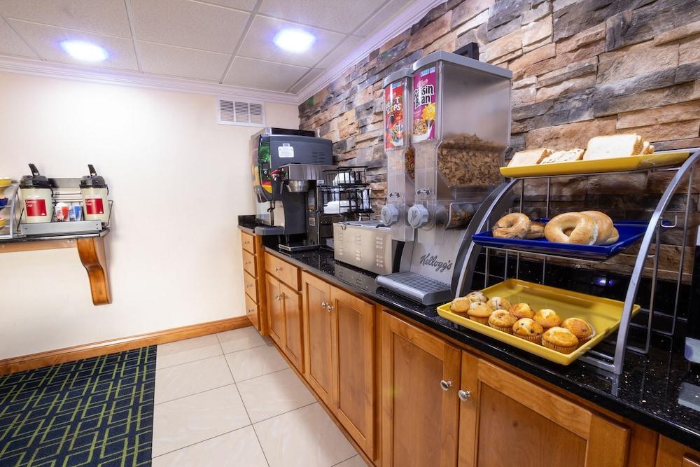 restaurant-cafeteria