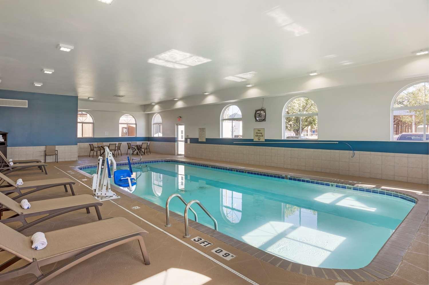 swimming pool spa