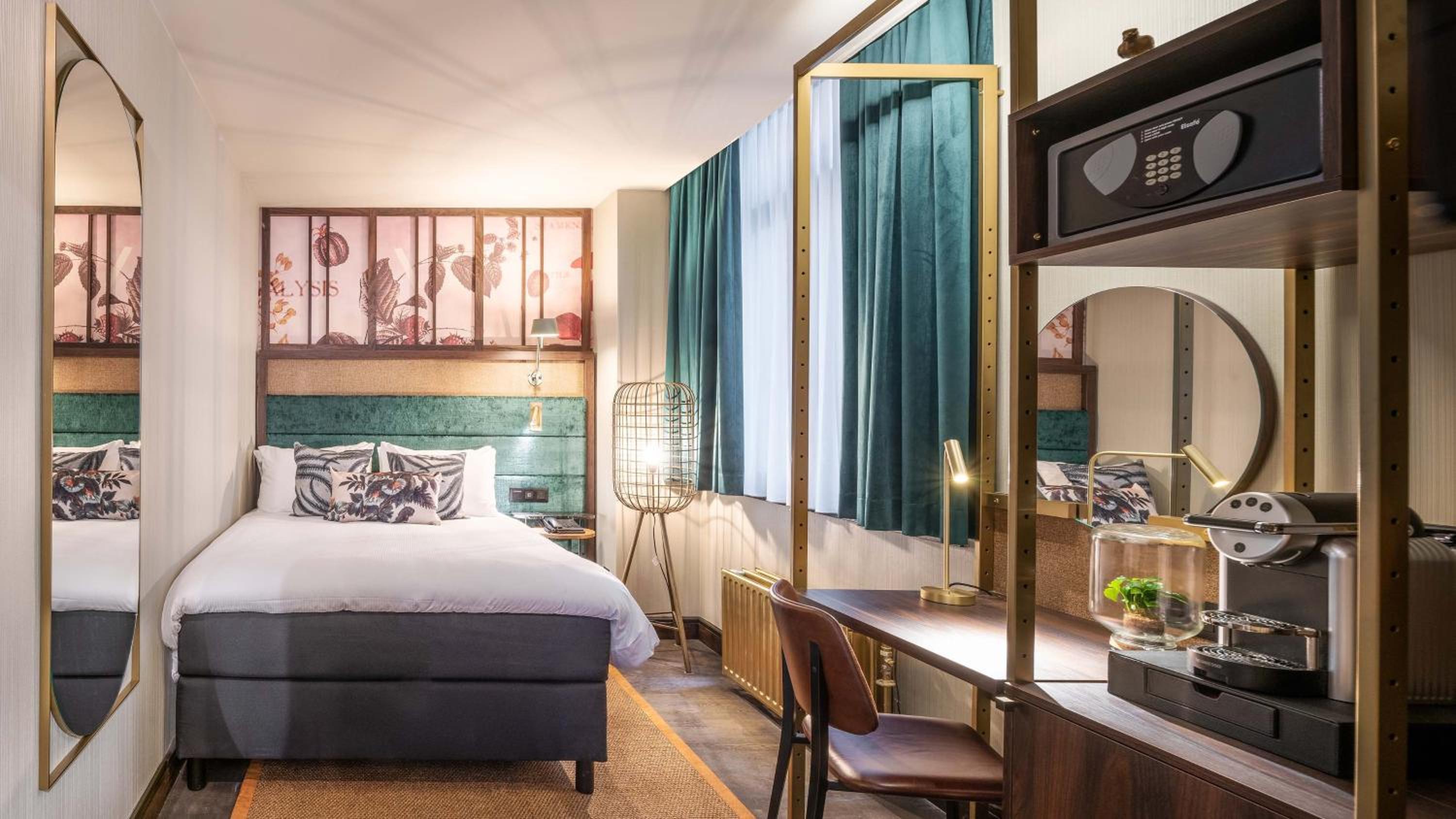 rooms