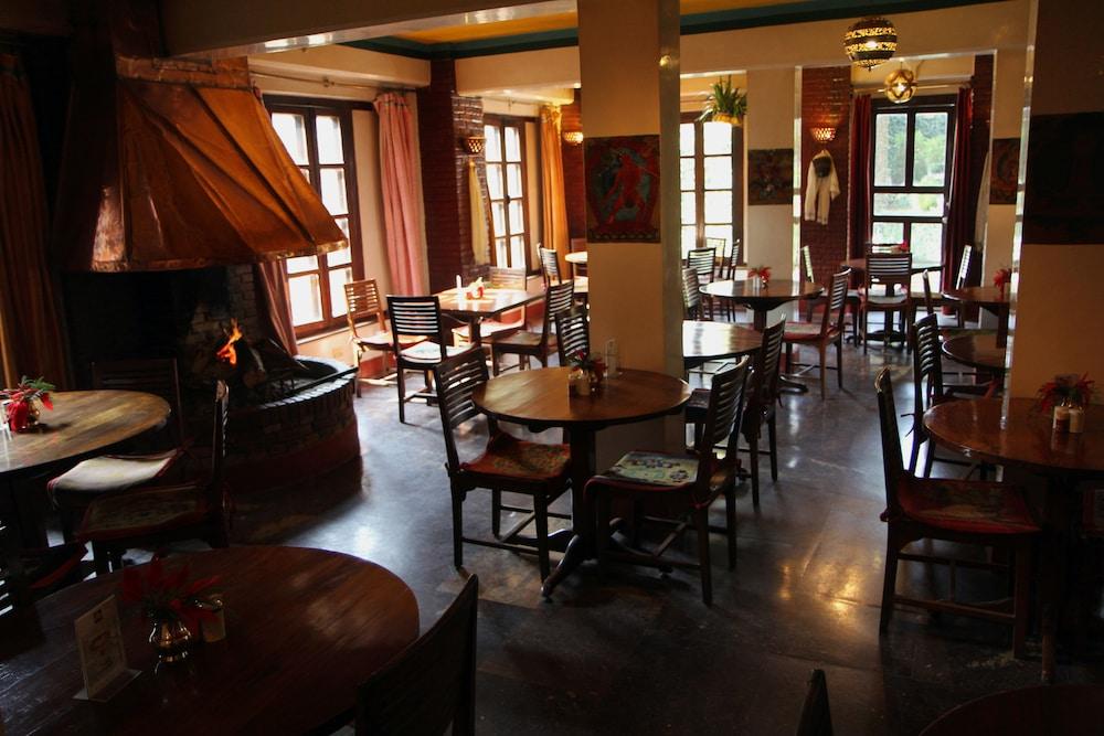 restaurant-cafeteria
