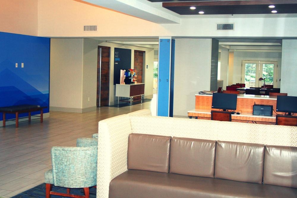 lobby