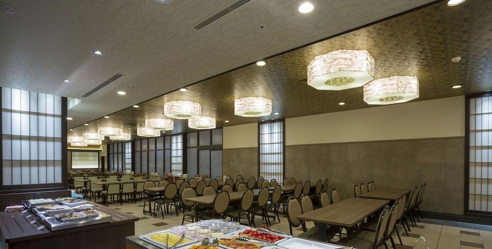 restaurant-cafeteria