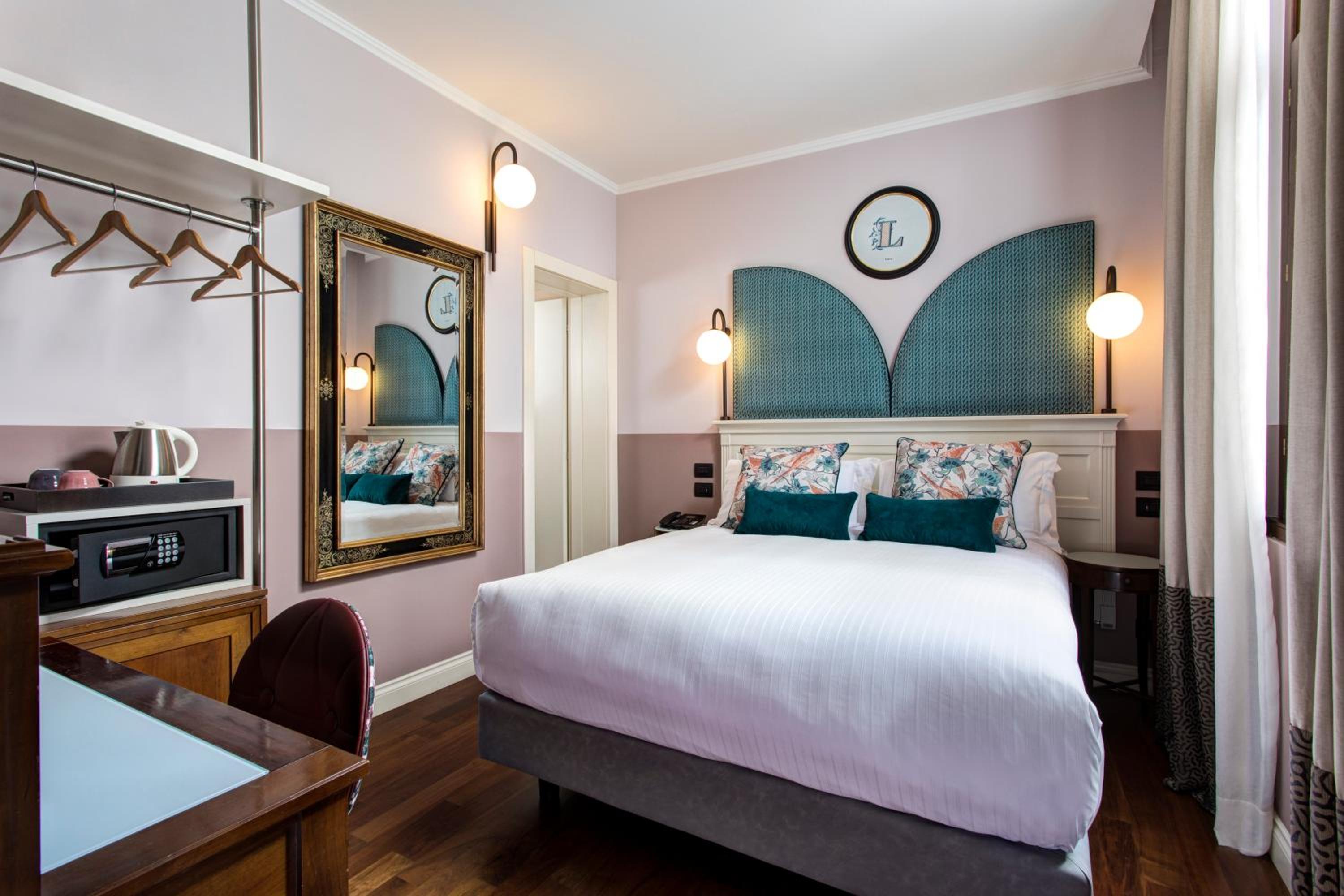 rooms