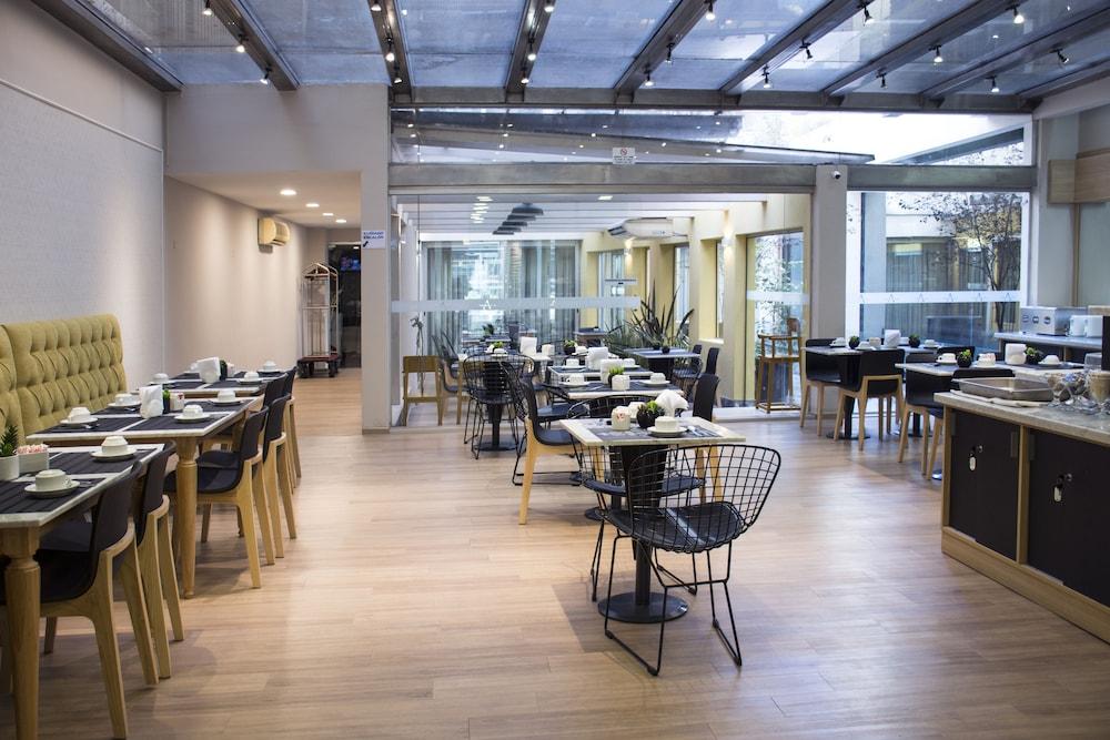 restaurant cafeteria