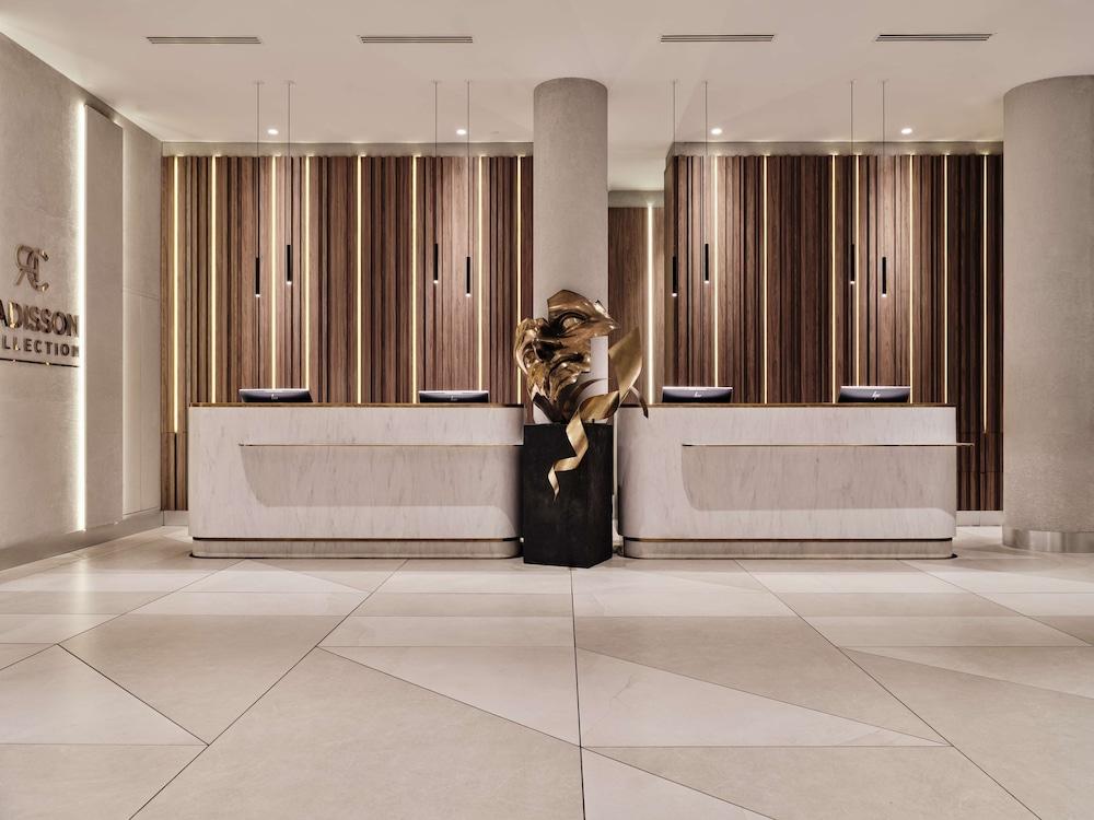 lobby