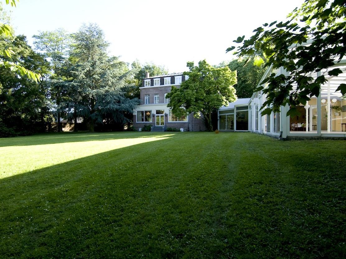 surroundings