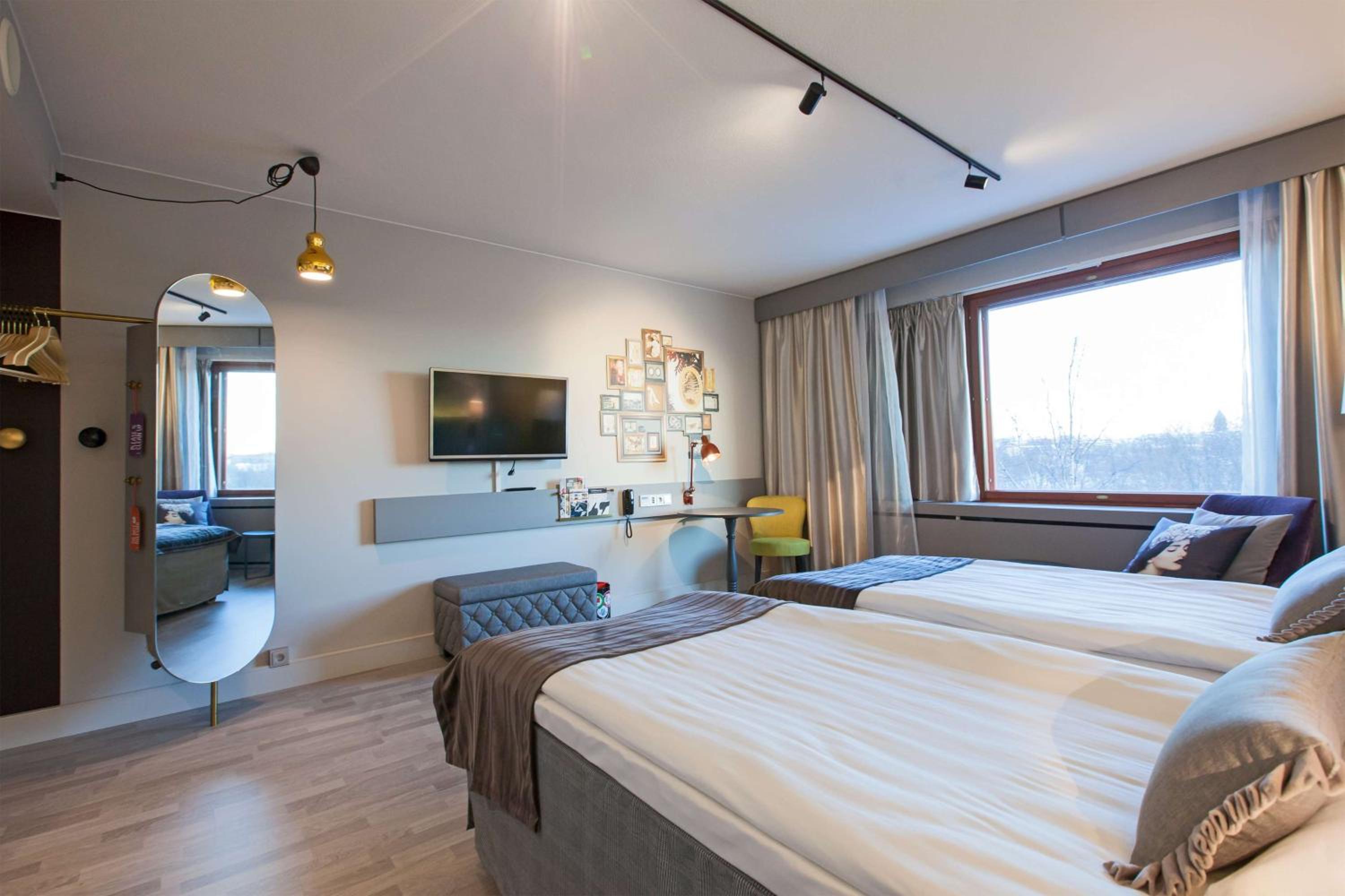 rooms