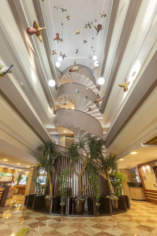 lobby