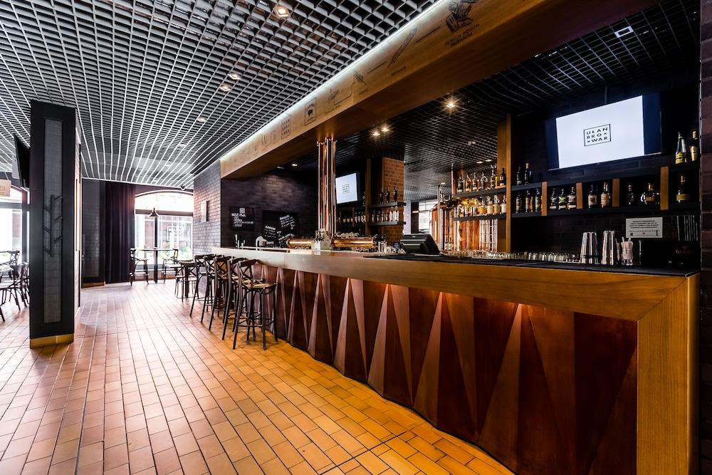 restaurant-cafeteria