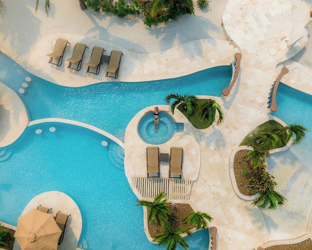 swimming pool spa