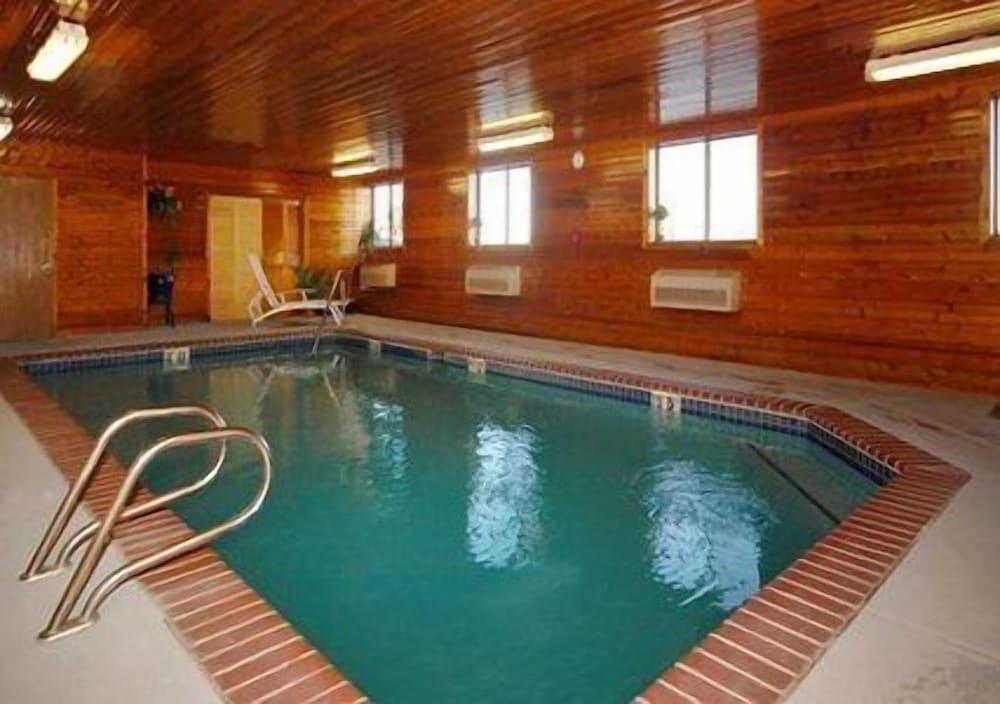 swimming pool spa