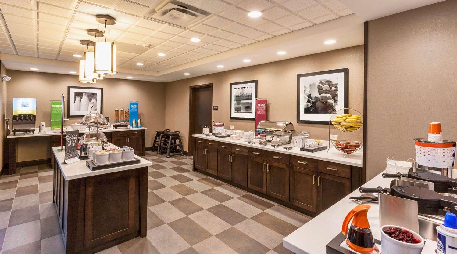 restaurant cafeteria