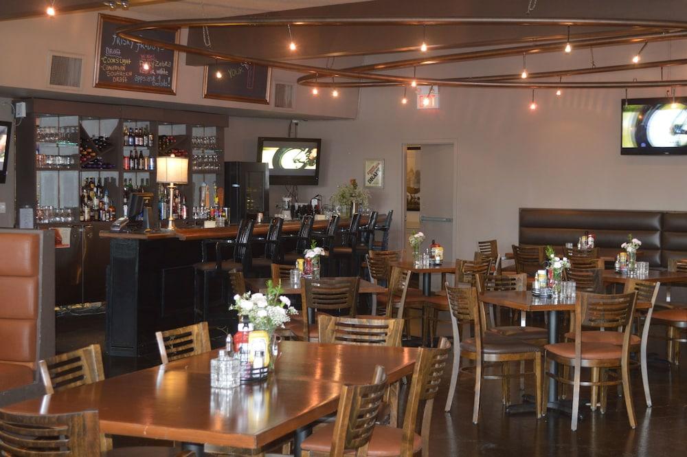 restaurant-cafeteria