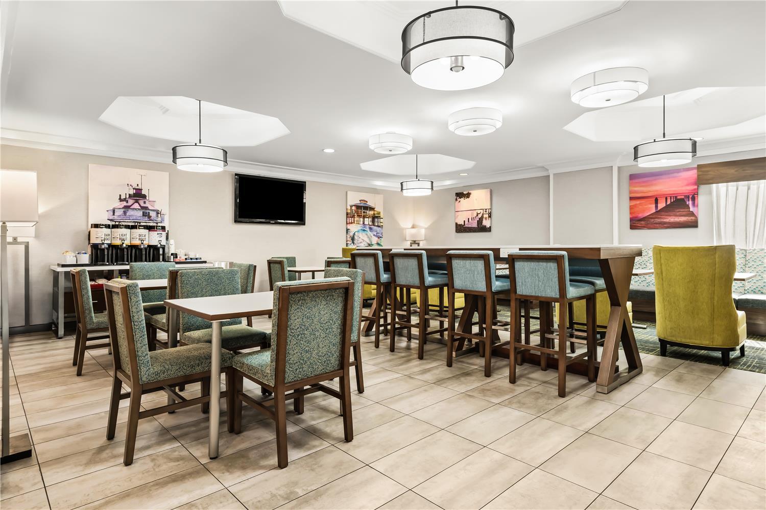 restaurant cafeteria