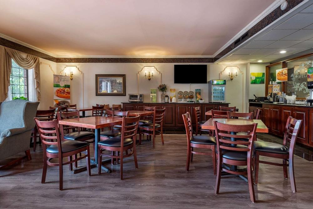 restaurant-cafeteria