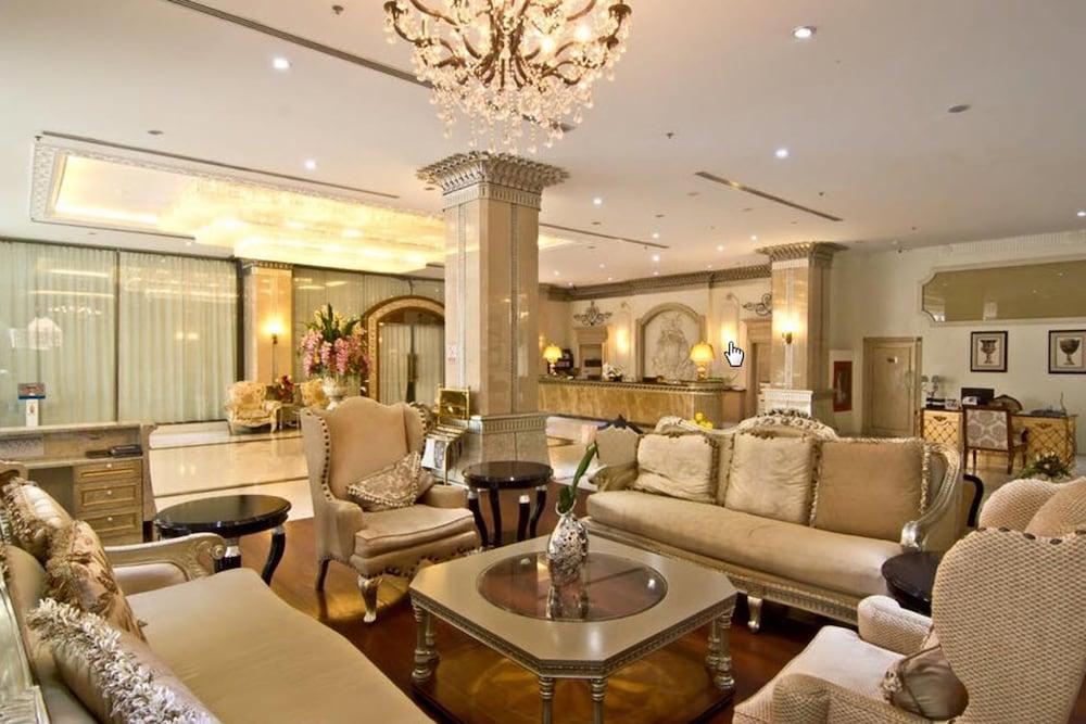 lounge