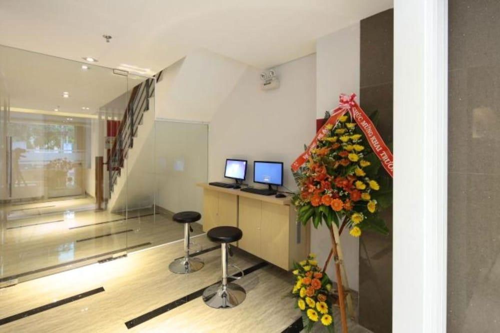 lobby
